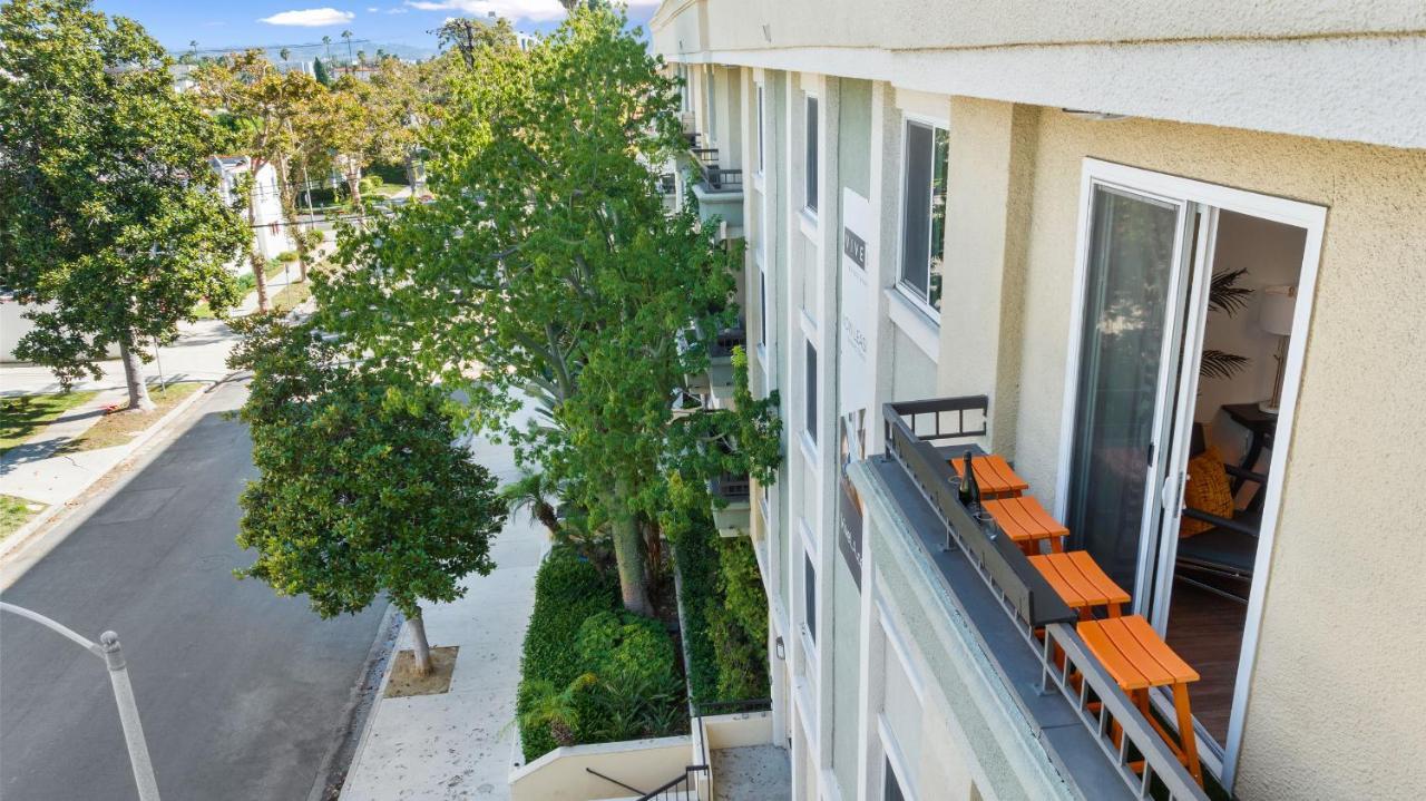 Beverly Hills 2 Bed 2 Bath Penthouse With Den And Parking 414 Aparthotel Los Angeles
